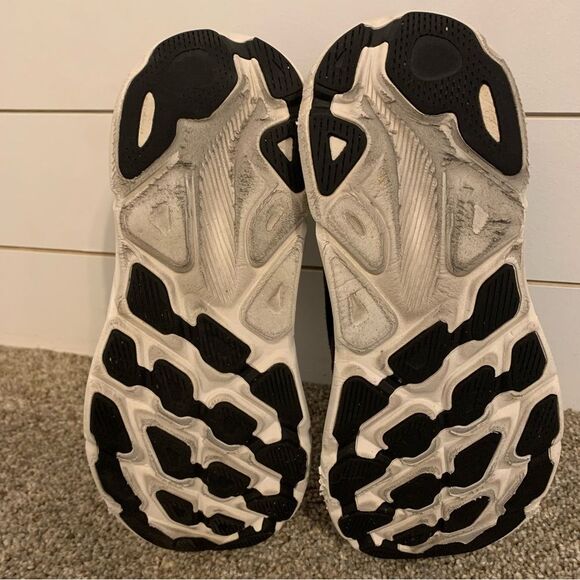 HOKA one one Clifton 9 running sneakers black white 11B woman’s unisex walking - Picture 9 of 13